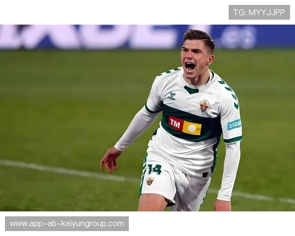 埃尔切的战术细节成为教练圈讨论热点